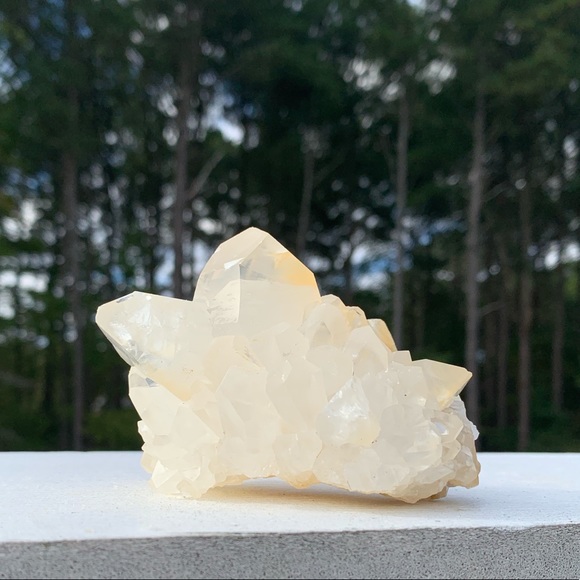 SOLD🔴🔴🔴Optical Yellow Spar terminated Formation - Picture 4 of 8